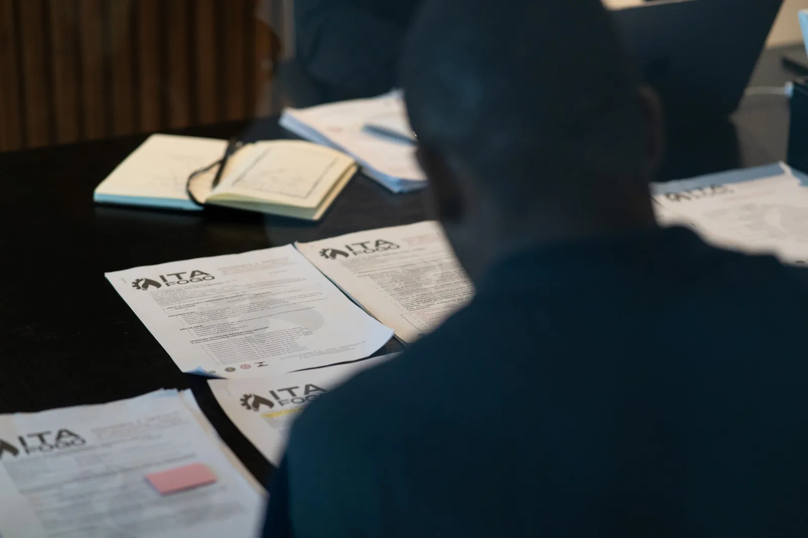 Documentação técnica da ITA FOGO sobre a mesa